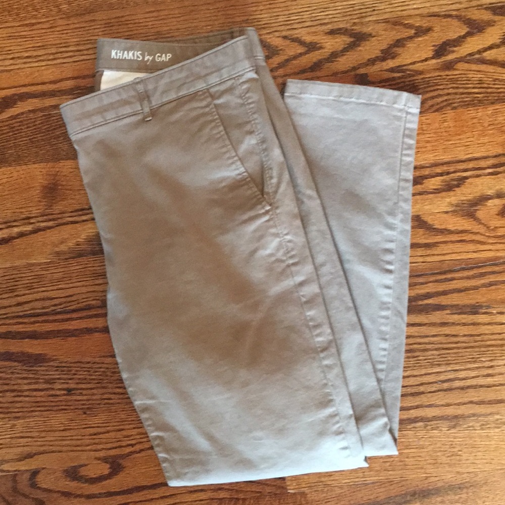 Gap Skinny Mini Khakis